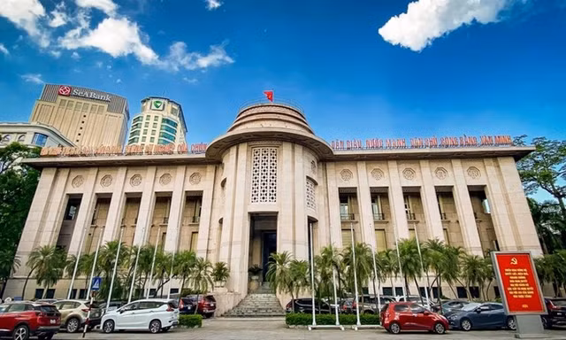 Ngân hàng Nhà nước nói gì về đề xuất giám sát phòng chống rửa tiền với khách VIP?