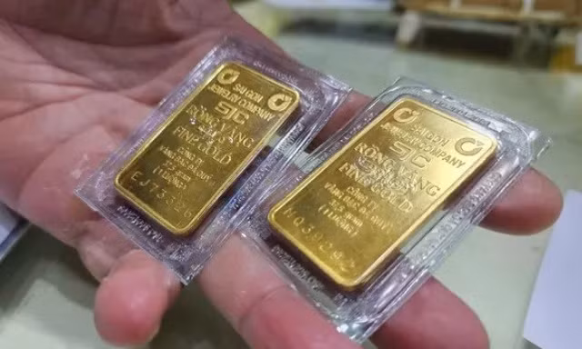 Giá vàng SJC tiến sát mốc 139 triệu đồng/lượng