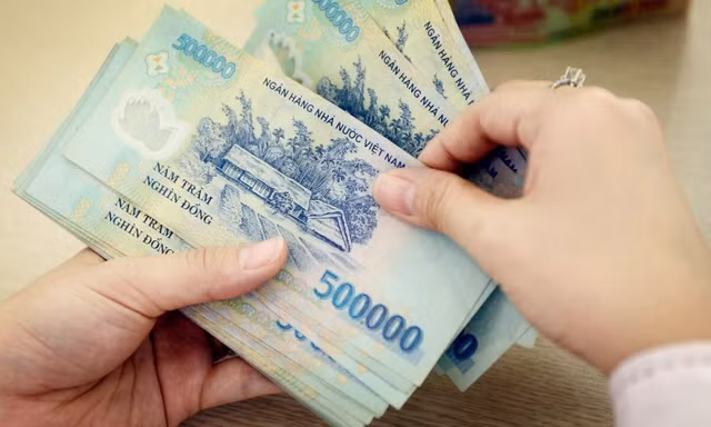 Ngân hàng chạy đua tăng vốn để gia cố ‘bộ đệm’