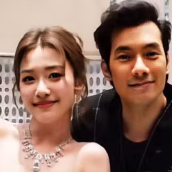 Khả Ngân - Nhan Phúc Vinh công khai yêu khiến cả showbiz ngỡ ngàng