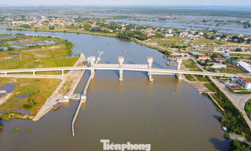 Công trình ngăn mặn, giữ ngọt lớn nhất miền Trung