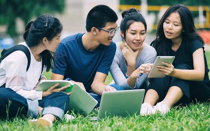 Bản tin Thực tập - Học bổng - Du học số 8