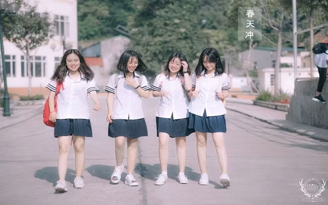 Bộ ảnh kỷ yếu trong veo như nắng Thu của các bạn teen THPT Chuyên Sơn La