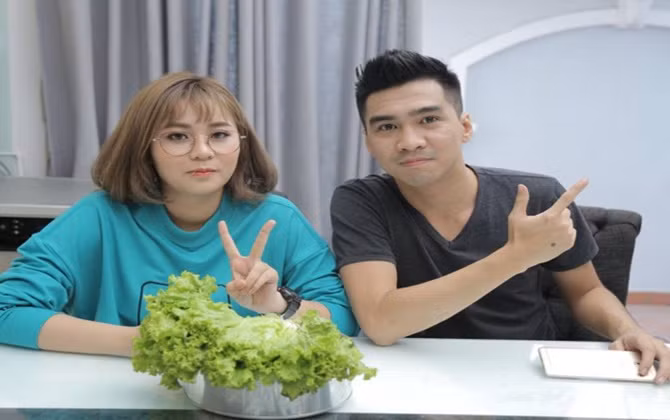 Bất ngờ với loạt “nghề tay trái” của các streamer nổi tiếng Việt Nam