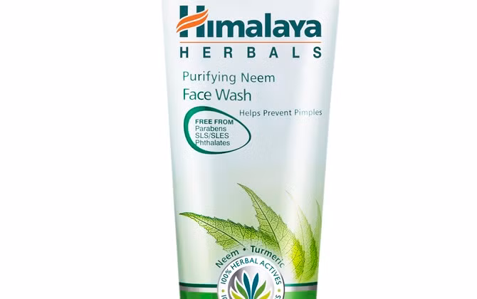 Himalaya ra mắt dòng sữa thảo mộc tại Việt Nam