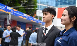 Theo chân sinh viên Phenikaa 'săn' việc làm: Học hỏi, thử sức và trưởng thành