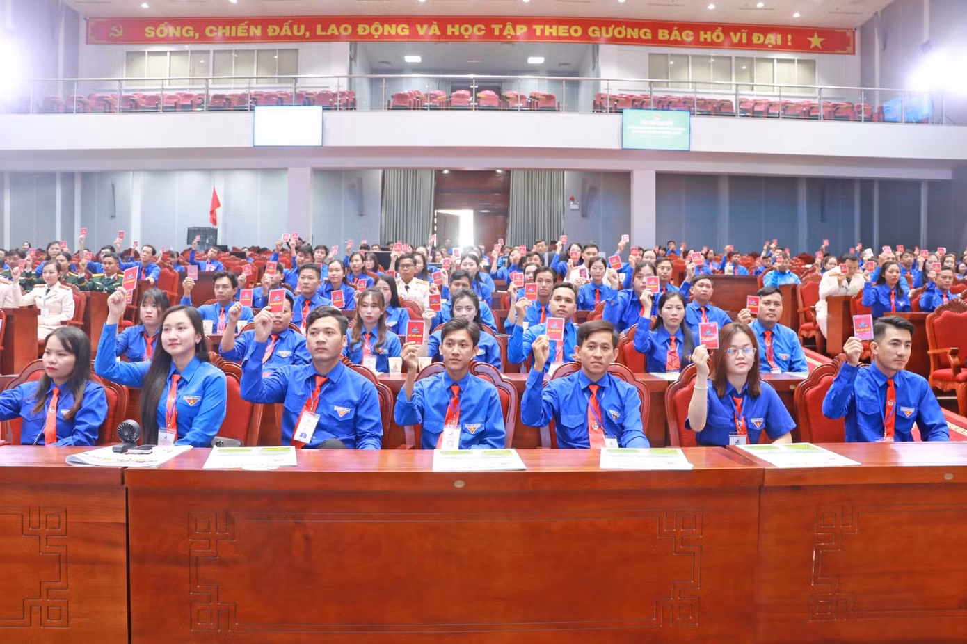 2accd030-35c1-4933-ac69-6df785a4e86b.jpg