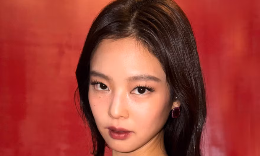 Diện mạo gây sốt của Jennie (BlackPink)