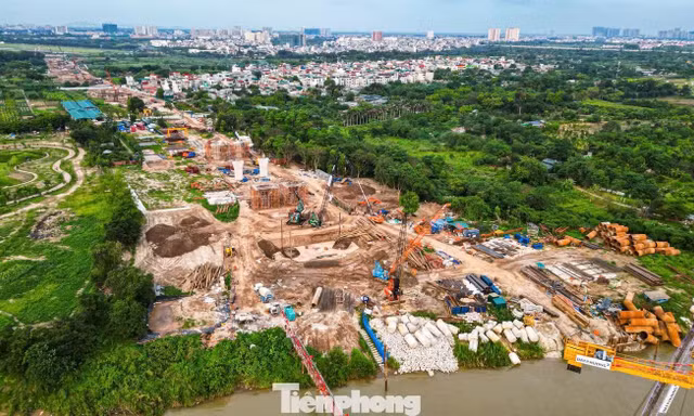 Hà Nội điều chỉnh giao thông trên nhiều tuyến đường phục vụ thi công cầu Trần Hưng Đạo