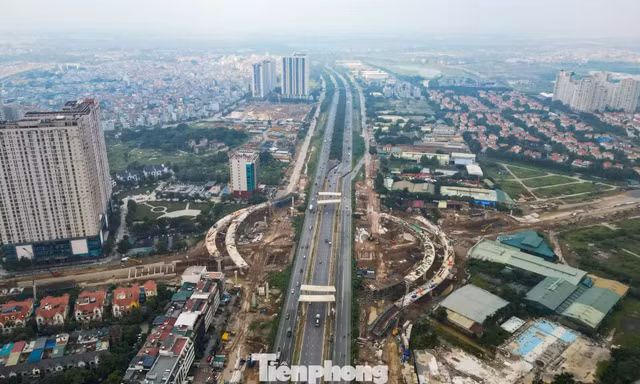 Điểm tên loạt dự án nghìn tỷ ở Hà Nội ì ạch
