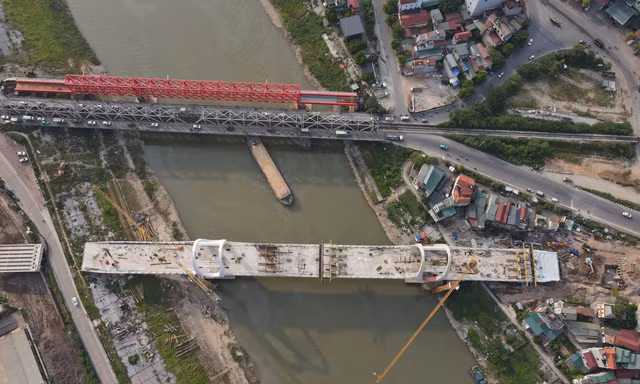 Hà Nội: Cầu Đuống mới hơn 1.800 tỷ đồng sắp hợp long