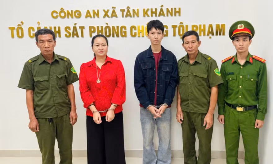 Vụ cô gái tâm thần bị đánh bầm dập, bất tỉnh tại nhà: Hai mẹ con người hàng xóm bị bắt
