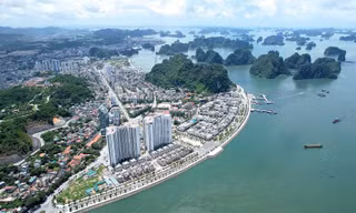 Quảng Ninh đặt mục tiêu đón 45 triệu lượt du khách/năm: Cơ hội gọi tên Vinhomes Global Gate Hạ Long 