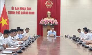 Tập trung tháo gỡ mặt bằng, bảo đảm tiến độ các dự án truyền tải điện tại Quảng Ninh