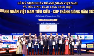 Chủ tịch HĐQT BIDV được vinh danh Doanh nhân tiêu biểu xuất sắc 2026