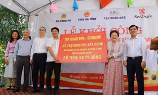 Tập đoàn BRG vinh dự nhận Bằng khen của Bộ Công An trong phong trào Toàn dân Bảo vệ An ninh Tổ Quốc 