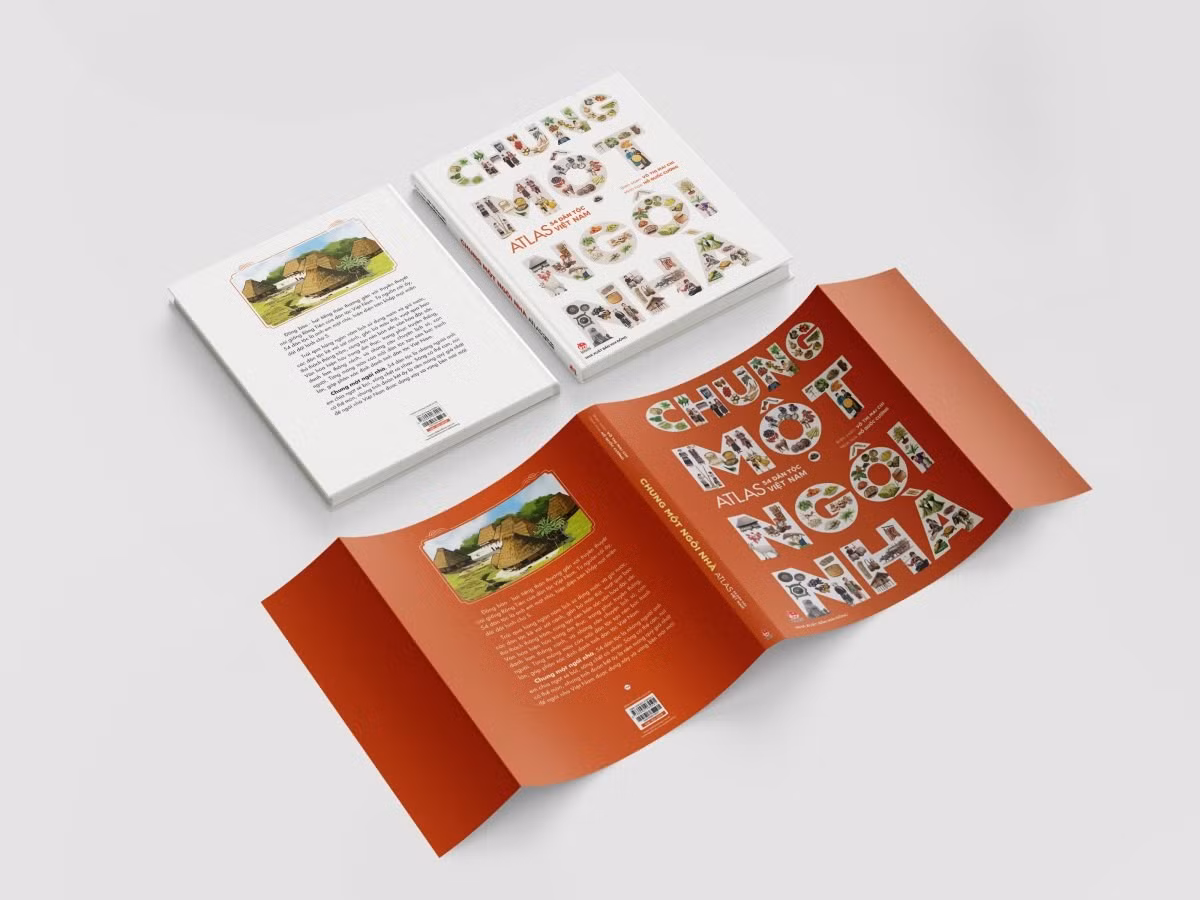 chung-mot-ngoi-nha-mockup-2.jpg