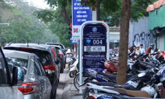 Hà Nội: Giá trông ô tô trong Vành đai I tăng gấp rưỡi 