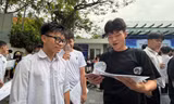 Thi lớp 10 còn hai môn Văn và Toán là 'quay về thời kỳ 30 năm trước'
