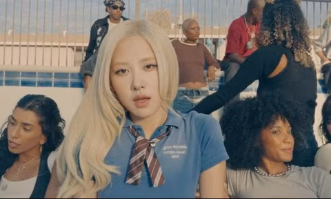 Sự trở lại của Rosé (BLACKPINK)