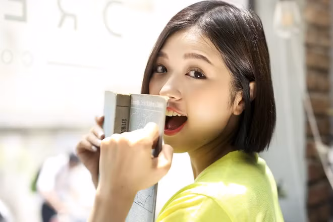 Showbiz Việt 24H: Suni Hạ Linh, Huỳnh Lập kể chuyện xưa; cô Minh Hiếu tiếp tục “gây bão” ảnh 3