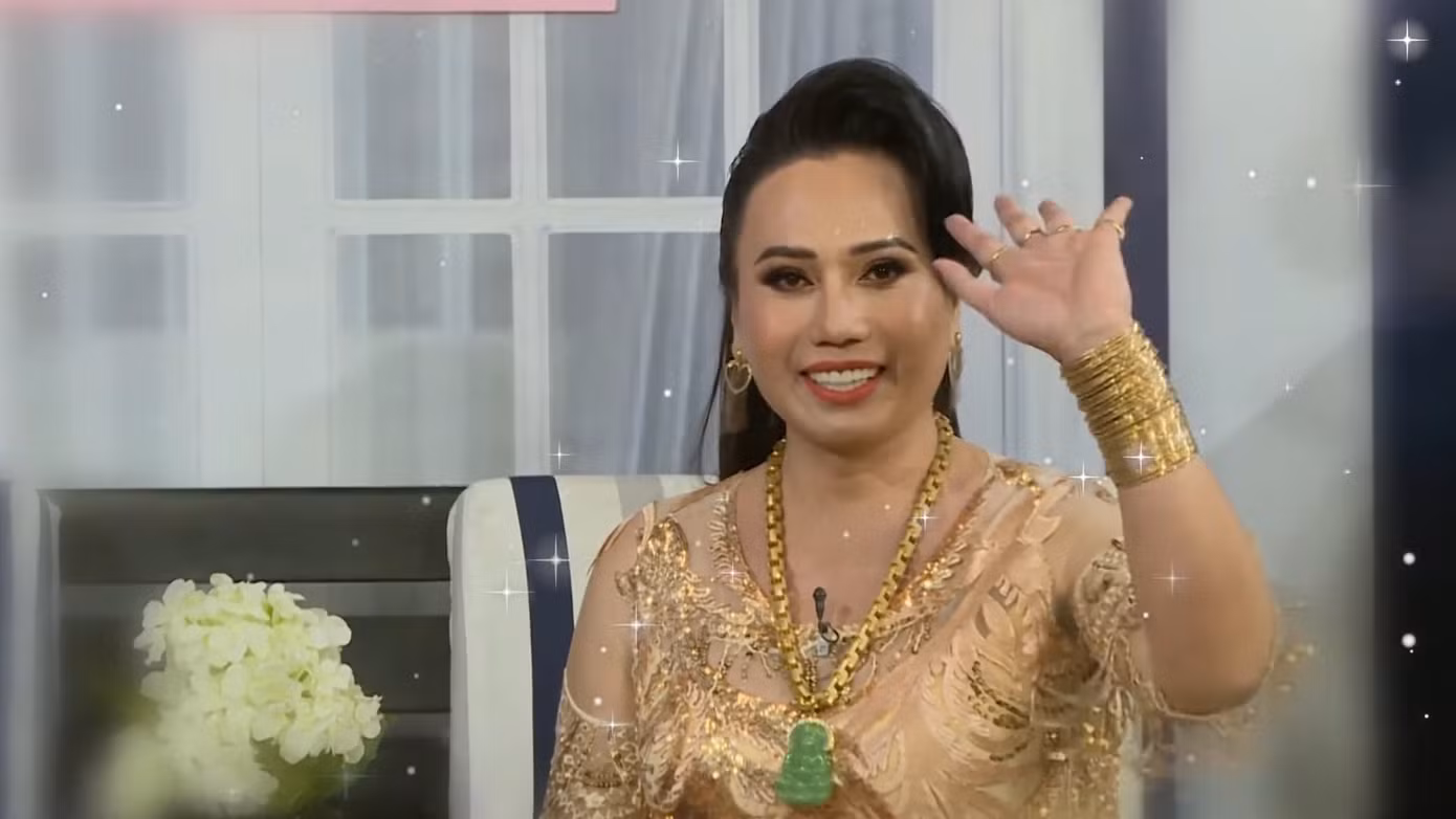 Showbiz Việt 24H: Suni Hạ Linh, Huỳnh Lập kể chuyện xưa; cô Minh Hiếu tiếp tục “gây bão” ảnh 1