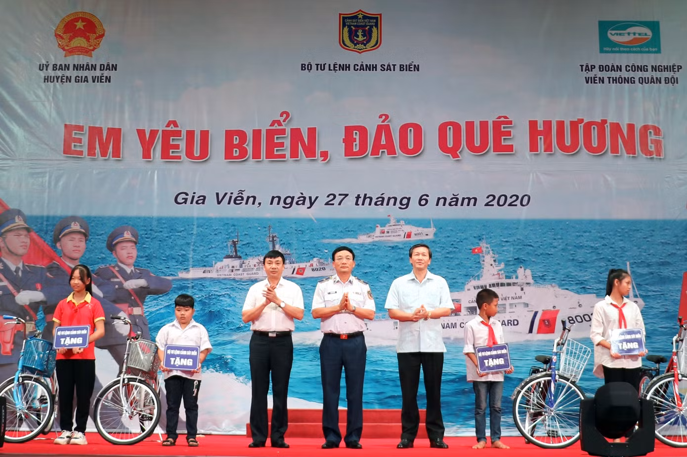 Bồi đắp tình yêu biển đảo cho học sinh ảnh 1