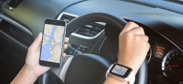 Đi theo hệ thống định vị GPS, người lái xe tải bị mắc kẹt nhiều ngày ở vùng núi hiểm trở ảnh 2