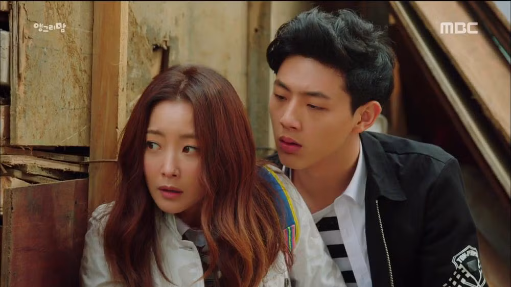 Miệt mài chục năm vai phụ, vừa lên đời vai chính Ji Soo đã tự chôn vùi sự nghiệp vì “phốt“ ảnh 1