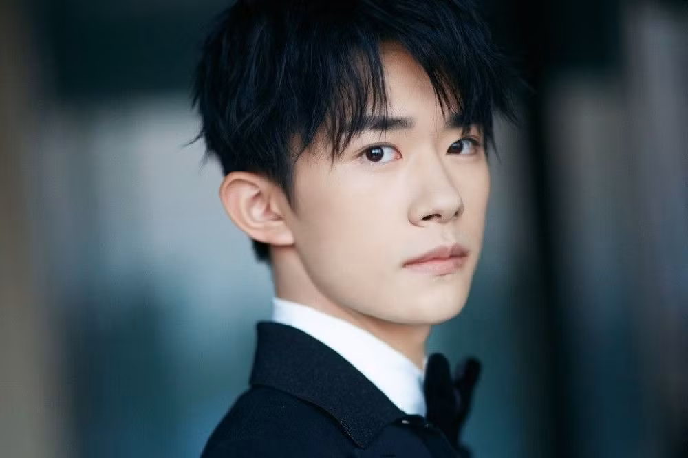 Trong thế giới fangirl: Dịch Dương Thiên Tỉ, cảm ơn cậu vì đã trở thành một vì tinh tú! ảnh 1