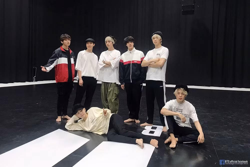 Trong thế giới fangirl: Thật nhẹ nhõm vì chúng ta có 7 người và chúng ta có nhau ảnh 2