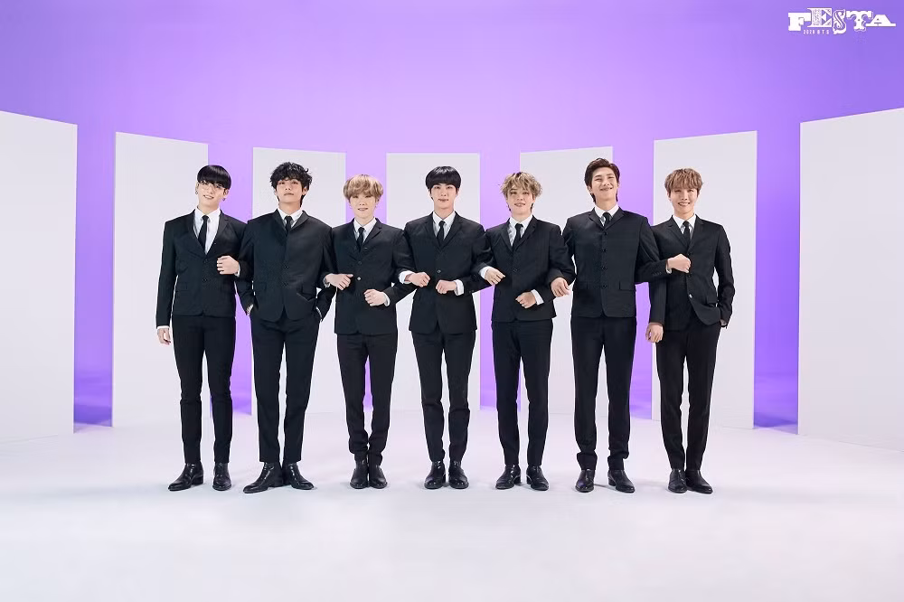 Trong thế giới fangirl: BTS là Mikrokosmos - “vũ trụ bé nhỏ” của riêng tớ ảnh 2