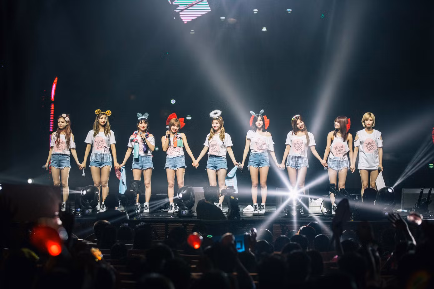 Gửi những trái tim fangirl, đây là cuộc thi viết dành riêng cho bạn! ảnh 4