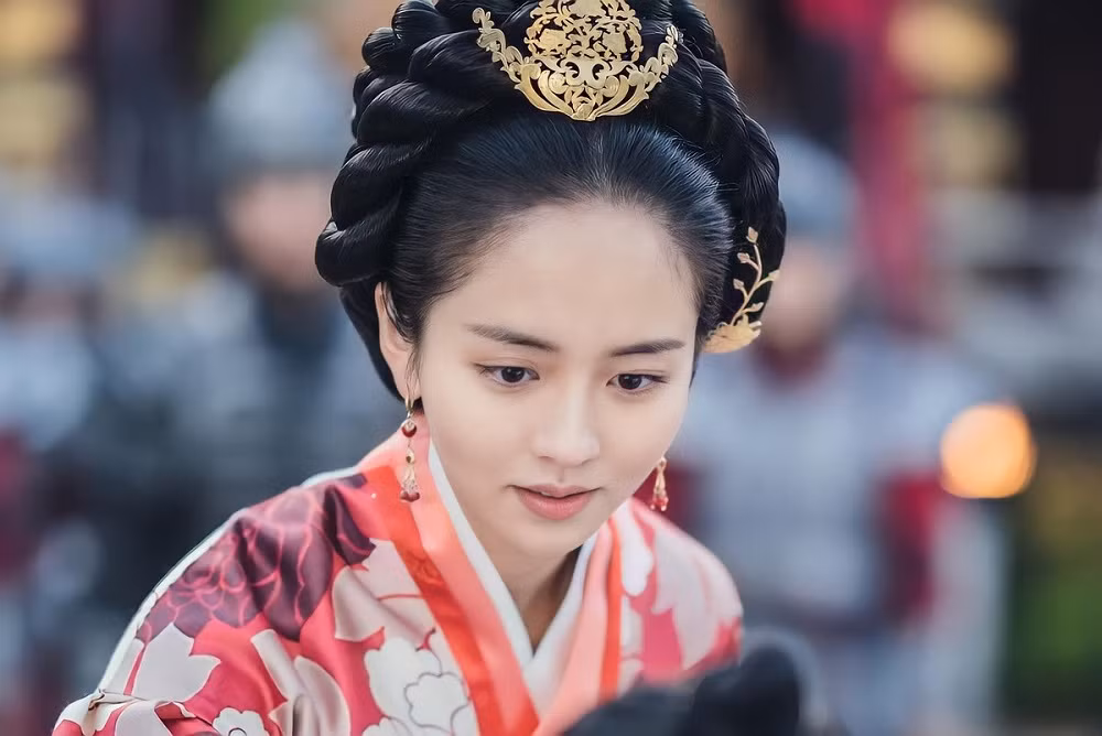 Diễn hai vai xuất sắc trong “Sông Đón Trăng Lên”: Kim So Hyun đã từng làm điều này rồi! ảnh 3