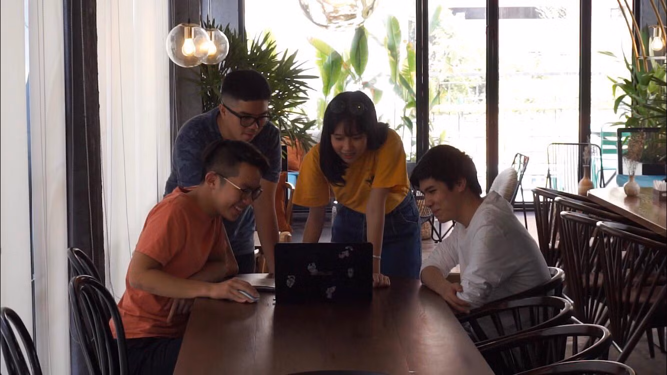 Hành trình “lột xác“: Tay ngang làm phim hóa “anh hùng phòng dựng” vì những điều sau đây ảnh 2