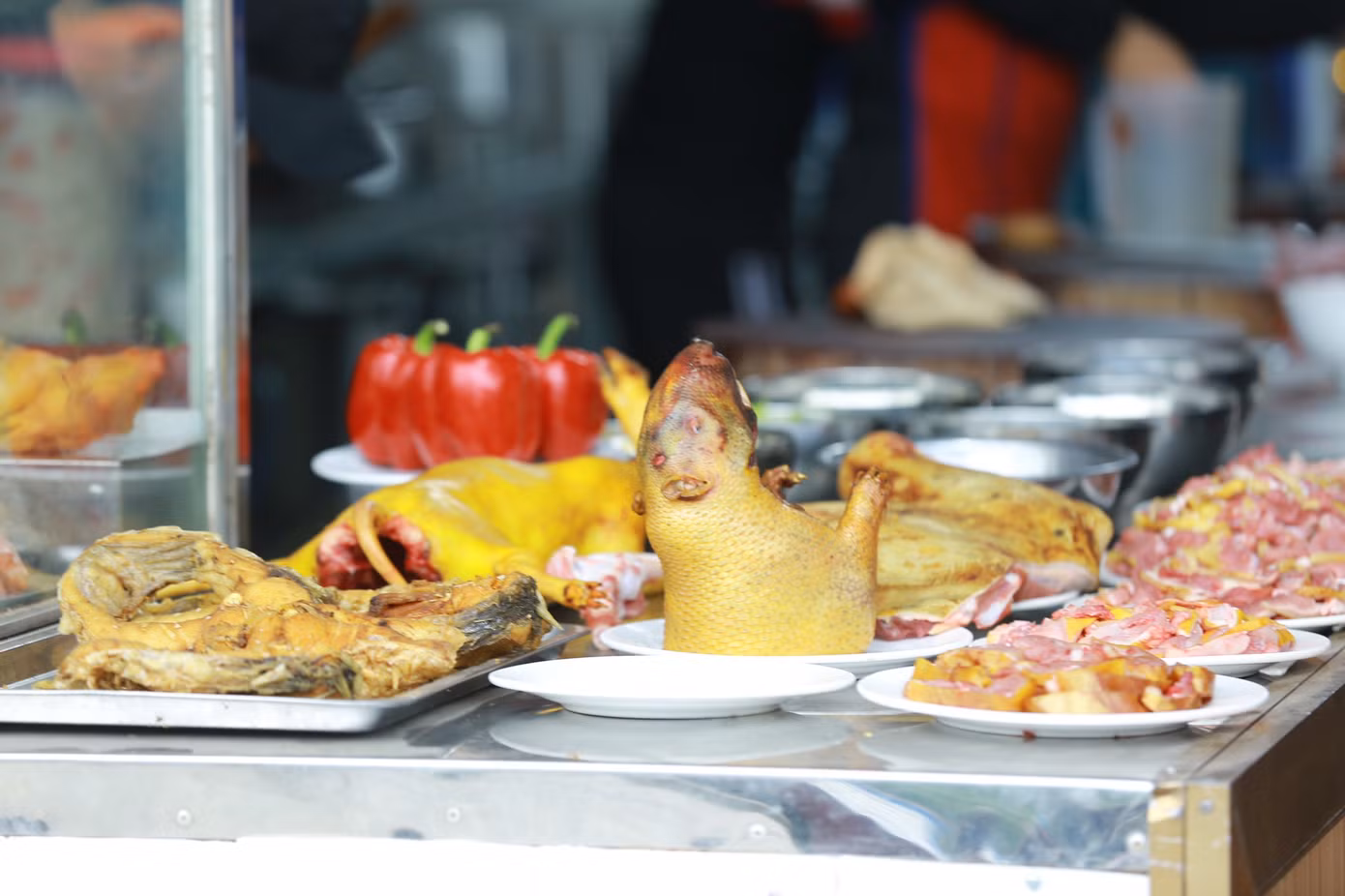 Trẩy hội chùa Hương cẩn trọng nguy cơ dịch Corona từ thịt thú rừng ảnh 1