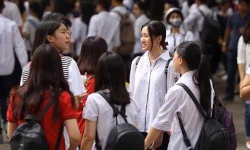 TP.HCM: Sáng nay 16/7, hơn 82.000 học sinh tham dự kỳ thi tuyển sinh vào lớp 10 ảnh 5