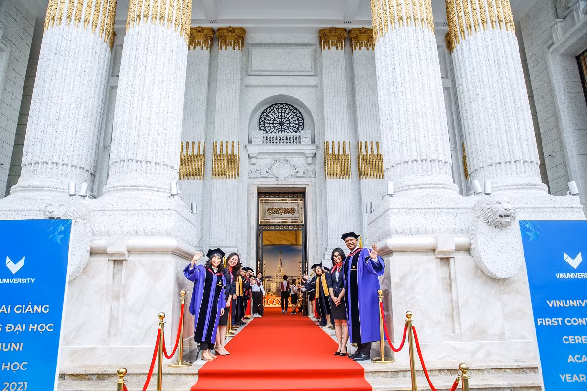 Lễ khai giảng đầu tiên ở trường Đại học VinUni đã diễn ra như thế nào? ảnh 1
