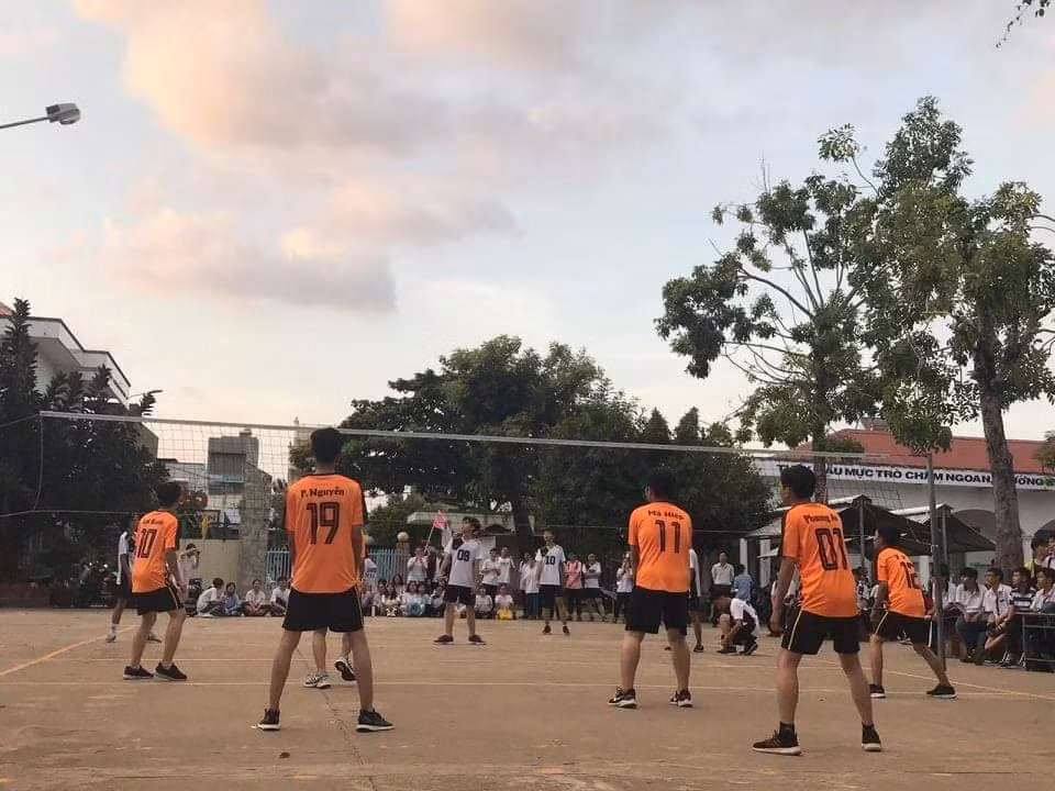 Ngày Nhà giáo Việt Nam 20/11: “Bùng nổ” nhiều ý tưởng tri ân độc đáo, mời bạn tham khảo! ảnh 1