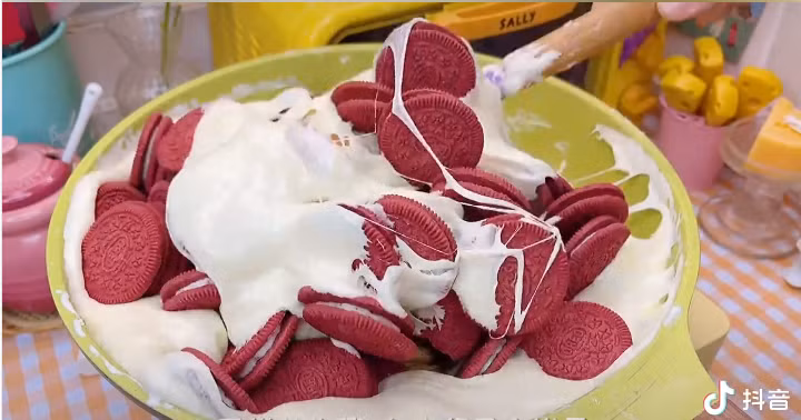 Món ngon ngày Tết: Những viên kẹo Nougat lạ miệng với bánh quy, dừa non và mứt quả khô ảnh 6