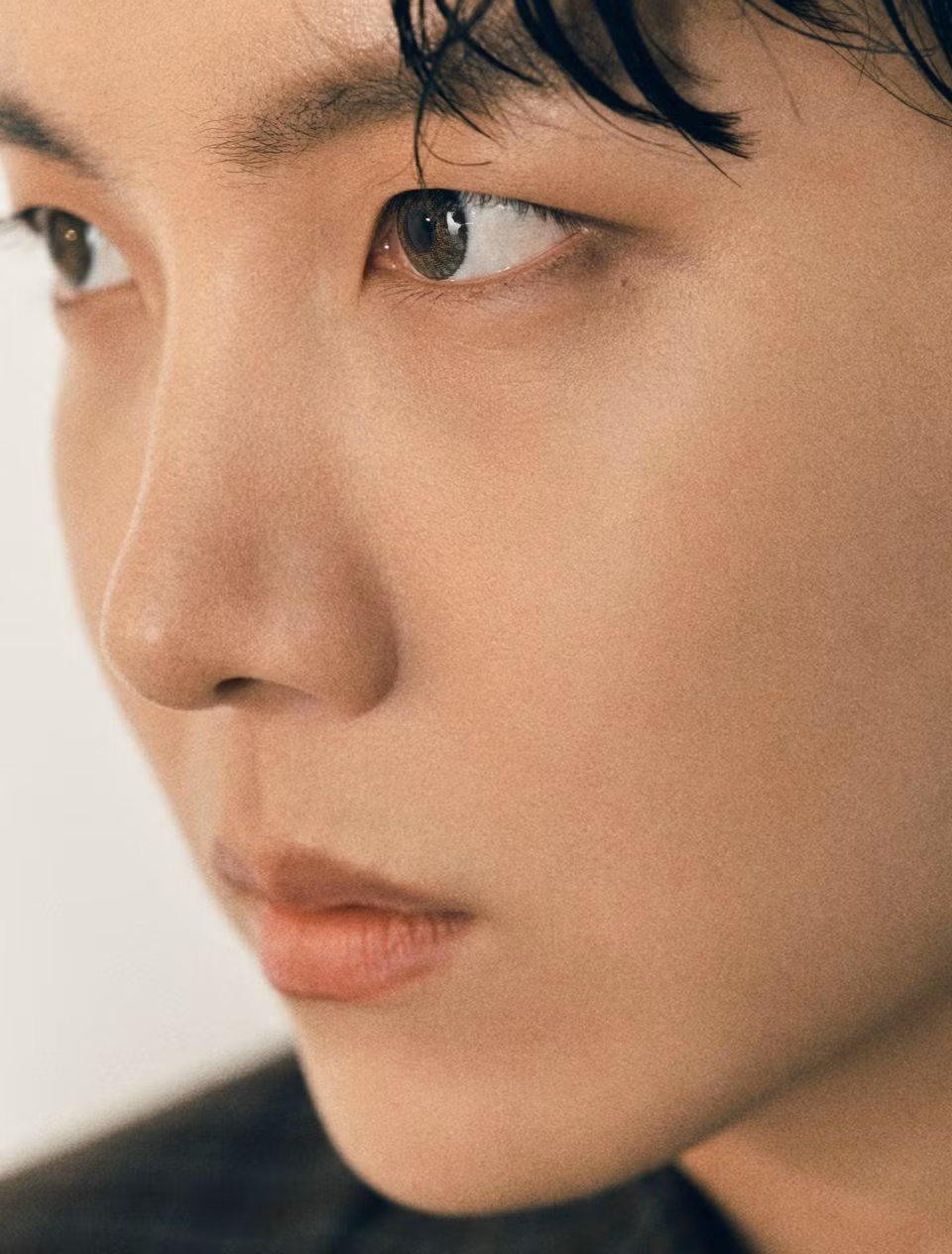 Xuất hiện như người mẫu trên bìa Esquire, BTS chia sẻ quan điểm về sự nam tính ảnh 7