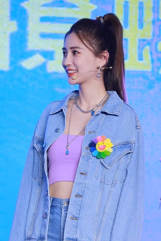 “Gái một con” Angela Baby xuất hiện như thiếu nữ đôi mươi trên show thực tế ảnh 3