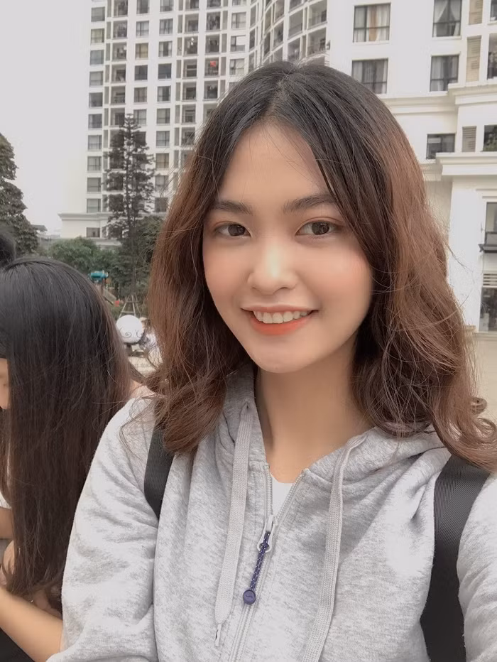 Nông Thúy Hằng - thí sinh Hoa Hậu Việt Nam người dân tộc Tày sở hữu nét đẹp cực Tây ảnh 4