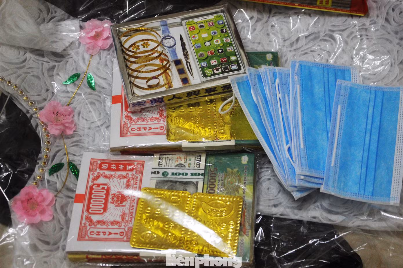 Ý tưởng 'lạ' về việc gửi khẩu trang cho cõi âm chống COVID-19 trong tháng cô hồn ảnh 22