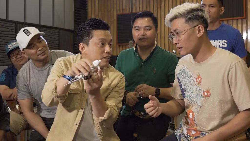 Lam Trường hoang mang khi MTV đòi dùng vali làm nhạc cụ, tái hiện hit “Mưa phi trường“ ảnh 2
