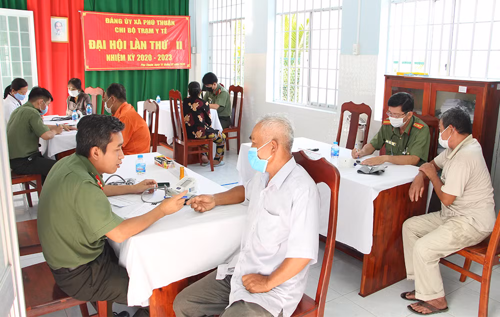 Hạnh phúc khi được làm cán bộ Đoàn ảnh 10
