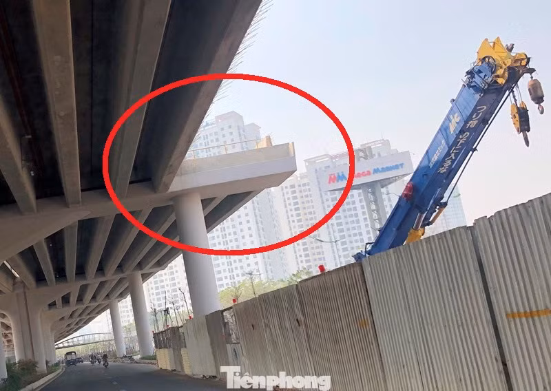 Ngổn ngang công trường đường lên xuống Vành đai 3 trên cao ảnh 8