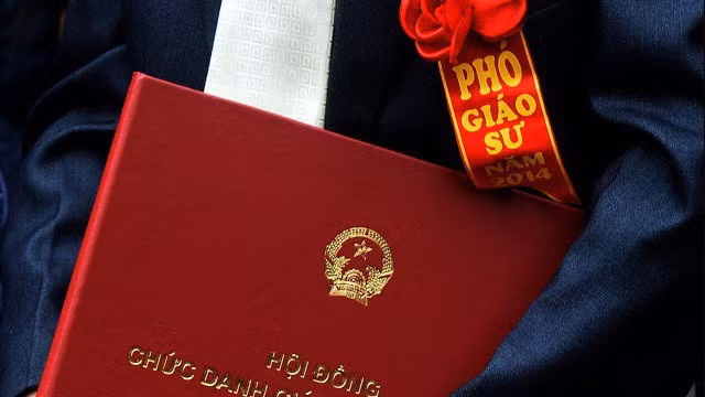 Phó Chủ tịch UBND tỉnh Vĩnh Long: SGK tiểu học ngữ liệu phải đơn giản, dễ hiểu ảnh 2 Phó Chủ tịch UBND tỉnh Vĩnh Long: SGK tiểu học ngữ liệu phải đơn giản, dễ hiểu ảnh 2