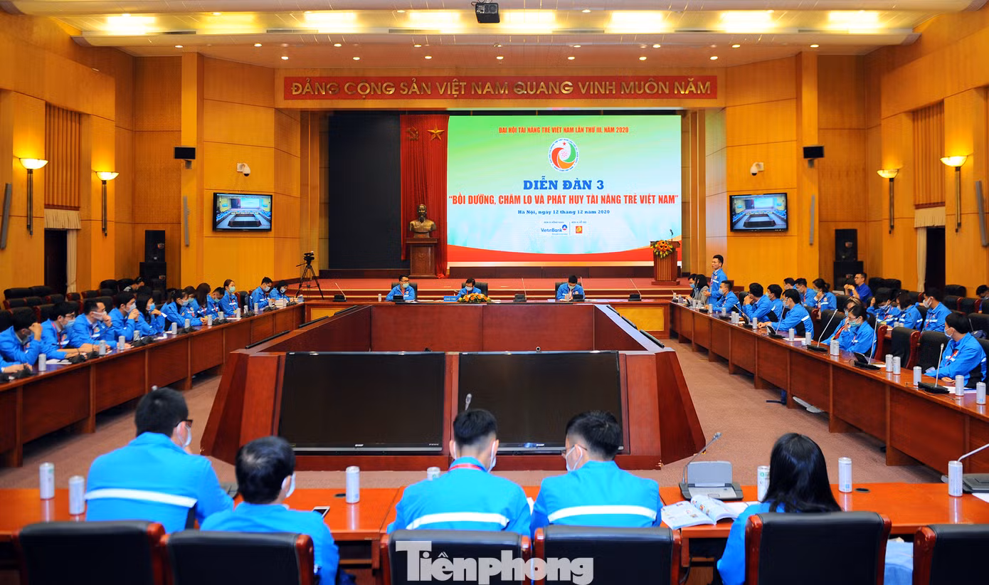 Phá bỏ rào cản tâm lý 'tuổi nhỏ làm việc nhỏ' và giao việc khó việc mới cho người trẻ ảnh 1