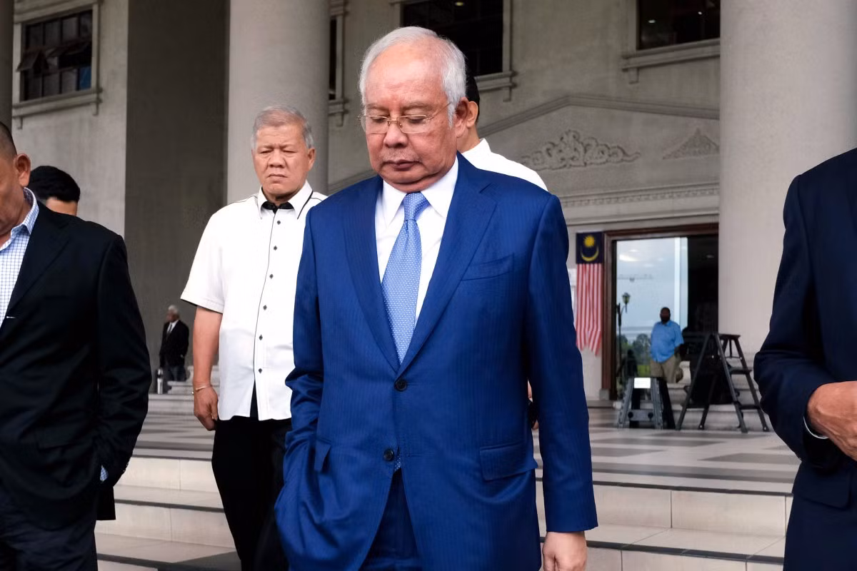 Cựu Thủ tướng Malaysia bị kết tội rửa tiền trong đại án tham nhũng ảnh 3